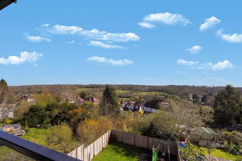 2 bedroom apartment for sale, Lynne Close, Flat 6, South Croydon, CR2