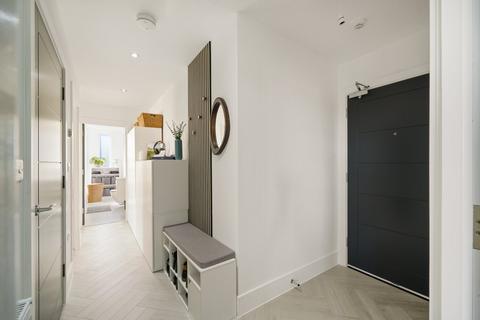 2 bedroom apartment for sale, Lynne Close, Flat 6, South Croydon, CR2