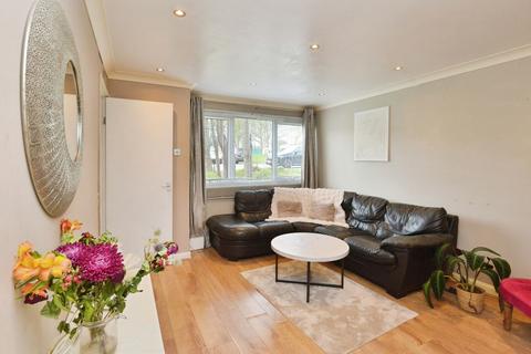 3 bedroom terraced house for sale, Broadlands, Netherfield, Milton Keynes, Buckinghamshire, MK6