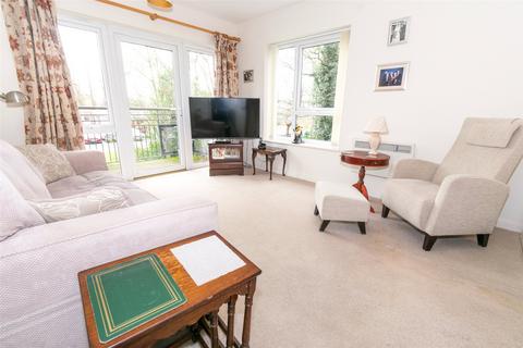 2 bedroom apartment for sale, Willowmere, Middlewich