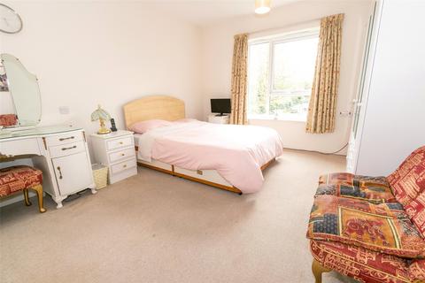 2 bedroom apartment for sale, Willowmere, Middlewich