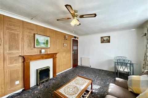 2 bedroom bungalow for sale, Wharncliffe Avenue, Aston, Sheffield, S26 2DX