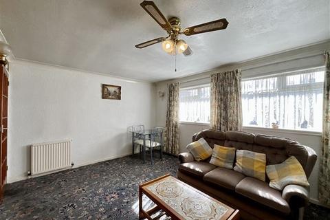 2 bedroom bungalow for sale, Wharncliffe Avenue, Aston, Sheffield, S26 2DX