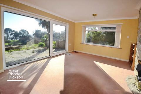 2 bedroom bungalow for sale, Undercliff Gardens, Ventnor