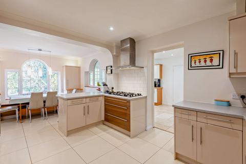 5 bedroom detached house for sale, Llanvair Drive, Ascot, Berkshire