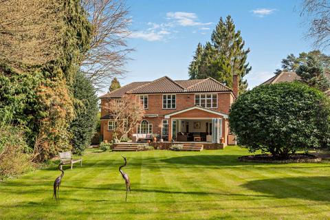 5 bedroom detached house for sale, Llanvair Drive, Ascot, Berkshire