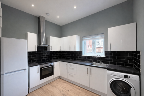 1 bedroom flat to rent, 45B High Street