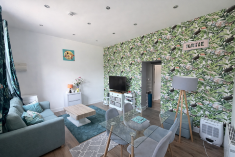1 bedroom flat to rent, 45B High Street