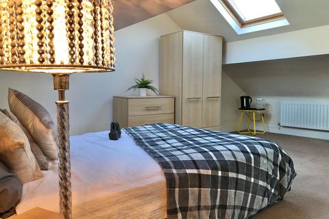1 bedroom in a house share to rent, Room 7, Gainsborough Road, Crewe, CW2