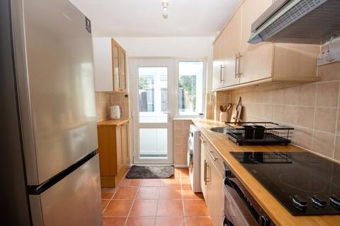 4 bedroom terraced house to rent, Newnham Place, Patchway, Bristol, South Gloucestershire, BS34