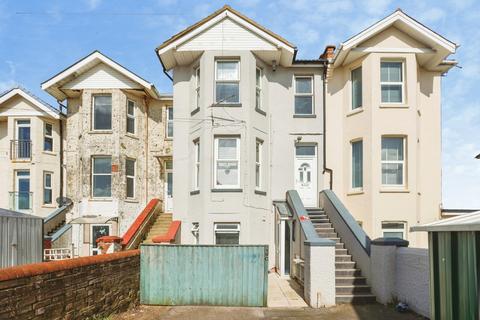 Flat - St. Catherines Road, BOURNEMOUTH, Dorset, BH6