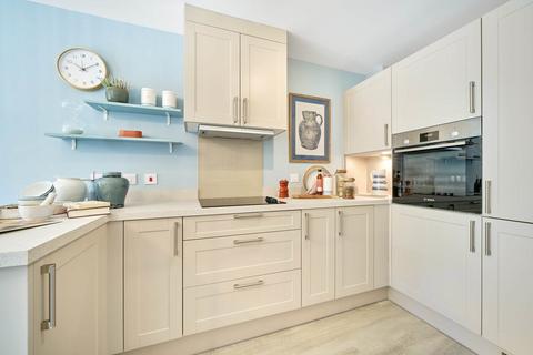 1 bedroom retirement property for sale, Apartment 15 at Harbourside House 1C Pacific Drive, Eastbourne BN23