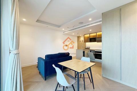 Studio to rent, The Haydon, 16 Minories, London EC3N