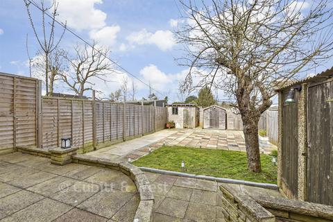 Fairhaven Avenue, Shirley, Croydon, Surrey