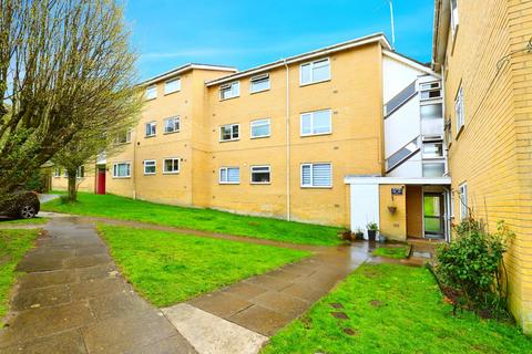 2 bedroom flat for sale, Gibson Road, Poole, Dorset, BH17