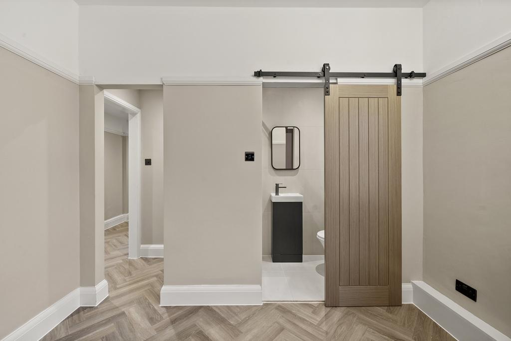 Apartment in Bournemouth, West Cliff - View 5