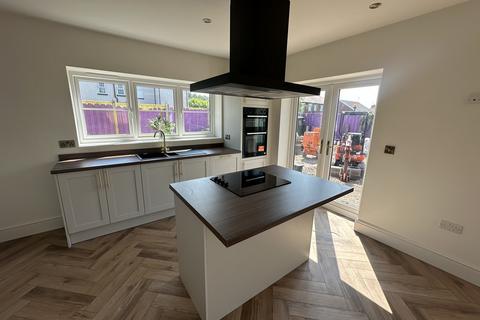 2 bedroom detached bungalow for sale, Ormskirk Road, Skelmersdale, WN8