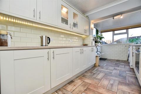 2 bedroom link detached house for sale, Galfrid Road, Bilton HU11