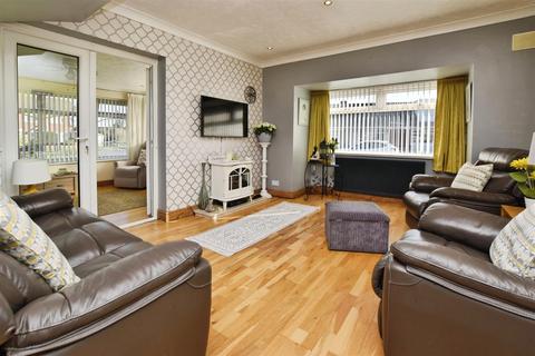 2 bedroom link detached house for sale, Galfrid Road, Bilton HU11
