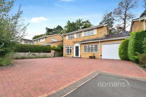 4 bedroom detached house for sale, Larchfield Road, Fleet, Hampshire