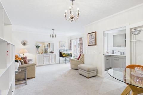 1 bedroom apartment for sale, King Edward Avenue, Kent DA1