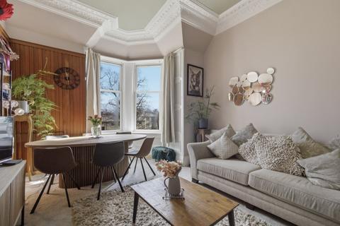 2 bedroom flat for sale, 20/5 (2f2) Craighall Road, Trinity, Edinburgh, EH6