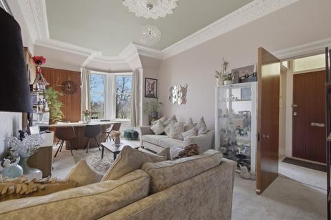 2 bedroom flat for sale, 20/5 (2f2) Craighall Road, Trinity, Edinburgh, EH6