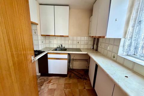 1 bedroom apartment for sale, St. Johns Court Church Road, Egham, Surrey, TW20