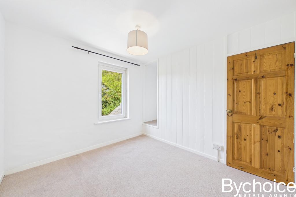 House in Cambridge, Chesterton, Cambridgeshire - More