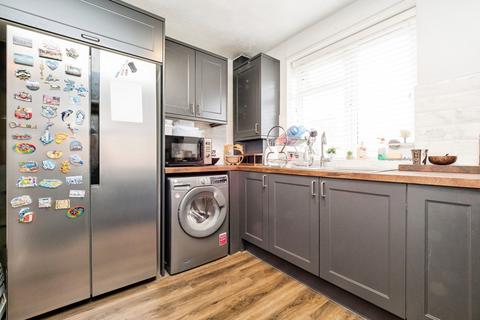 1 bedroom flat for sale, Diban Court, Diban Avenue, Hornchurch, RM12