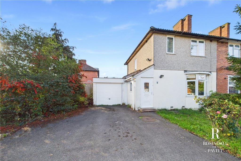 House exterior, garage