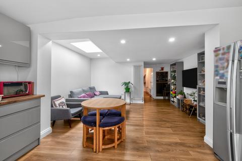 2 bedroom ground floor flat for sale, Elsham Road, London, E11