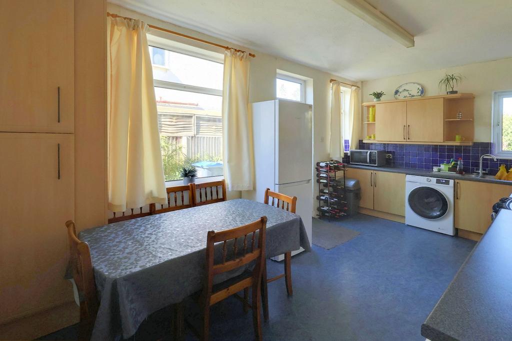 Kitchen, open plan living