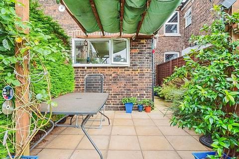 2 bedroom terraced house for sale, Gladstone Road, Tonbridge, TN9