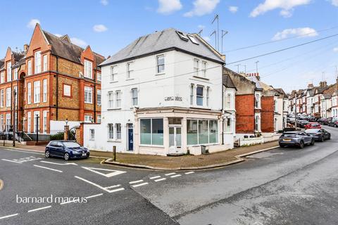 1 bedroom ground floor flat for sale, Dorothy Road, London
