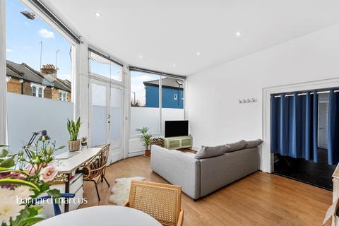1 bedroom ground floor flat for sale, Dorothy Road, London