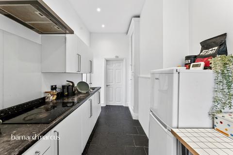 1 bedroom ground floor flat for sale, Dorothy Road, London