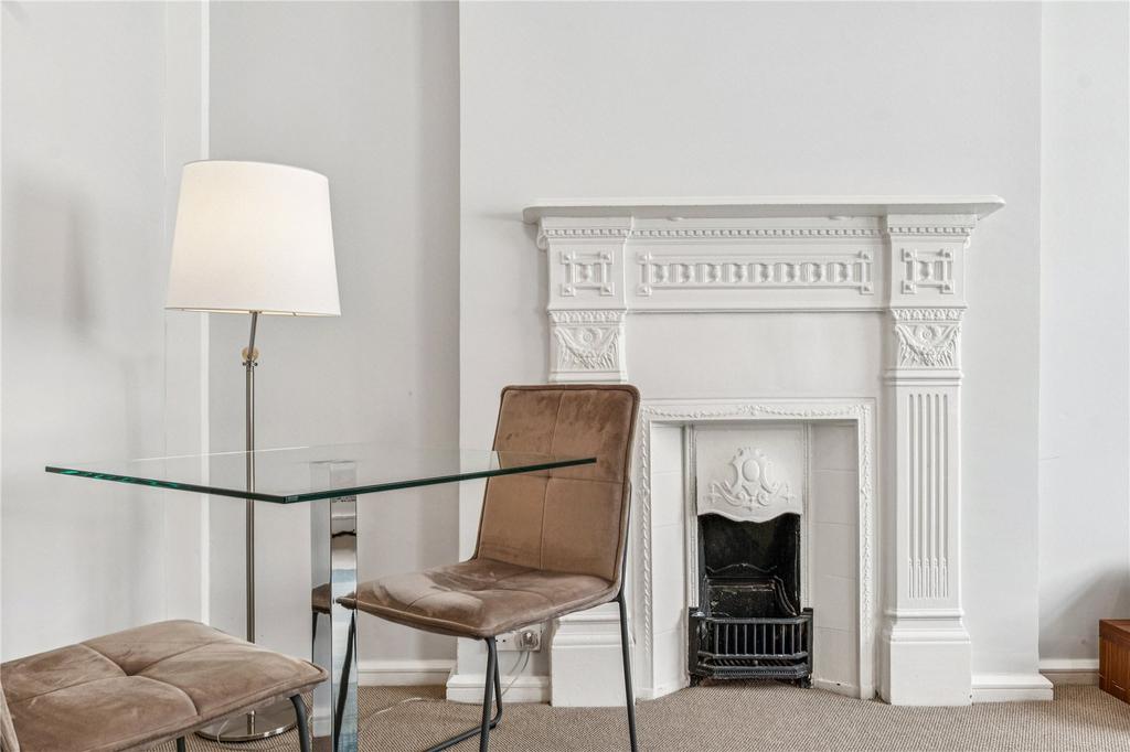 Apartment in London - View 3