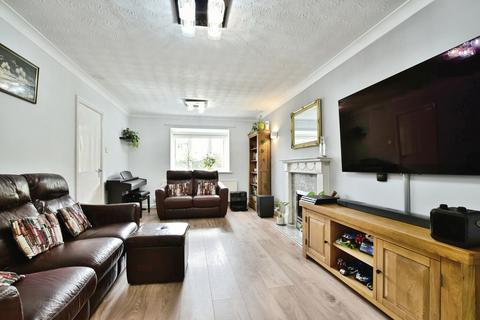 3 bedroom detached house for sale, Templeton Drive, Altrincham, WA14