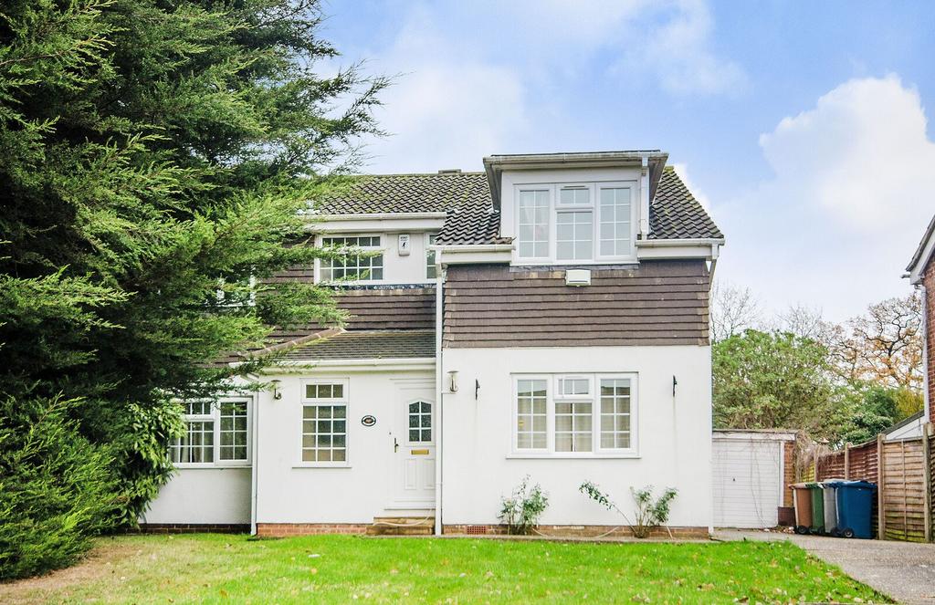 Detached house exterior, garden