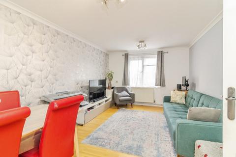 2 bedroom flat for sale, Larwood Place, Oldbrook, Milton Keynes, Buckinghamshire, MK6