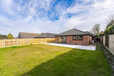 4 bedroom detached bungalow for sale, Cotmer Road, Oulton broad