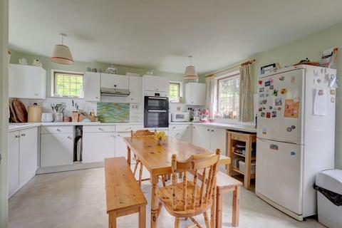 5 bedroom semi-detached house for sale, Lower Road, Princes Risborough HP27