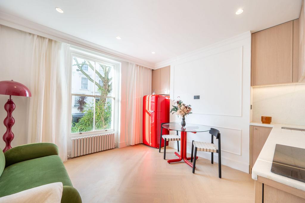 Lonsdale Road, Artesian Village... 1 bed flat - £400,000