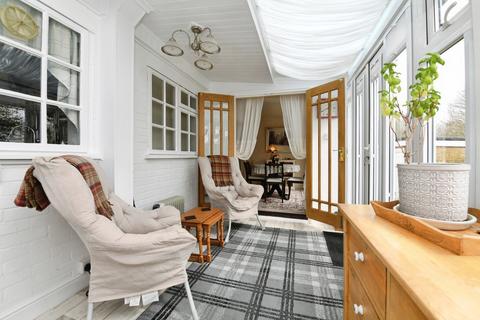 2 bedroom bungalow for sale, Clare Road, Braintree, Essex, CM7