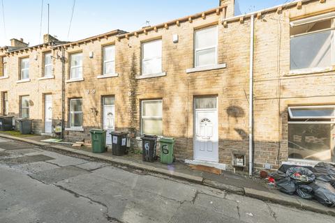 Terraced house - Moss Street, Newsome, Huddersfield