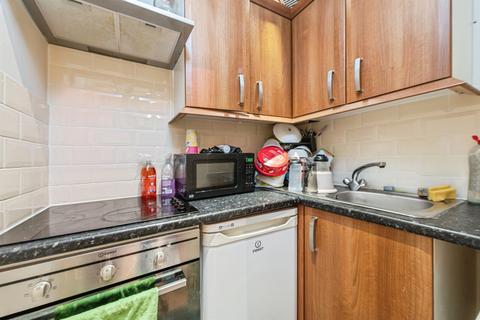 3 bedroom terraced house for sale, Moss Street, Huddersfield