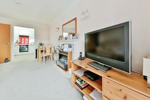 2 bedroom retirement property for sale, Bedford Road, Hitchin