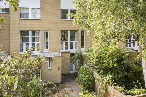 3 bedroom terraced house for sale, Highsett, Cambridge CB2