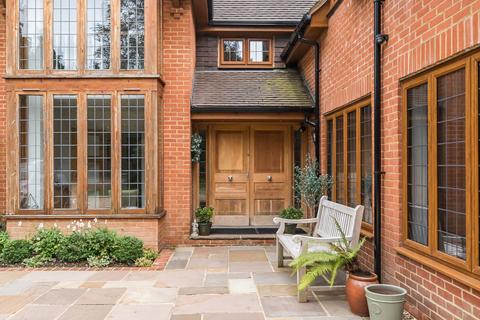undefined, Thorley Close, West Byfleet, KT14